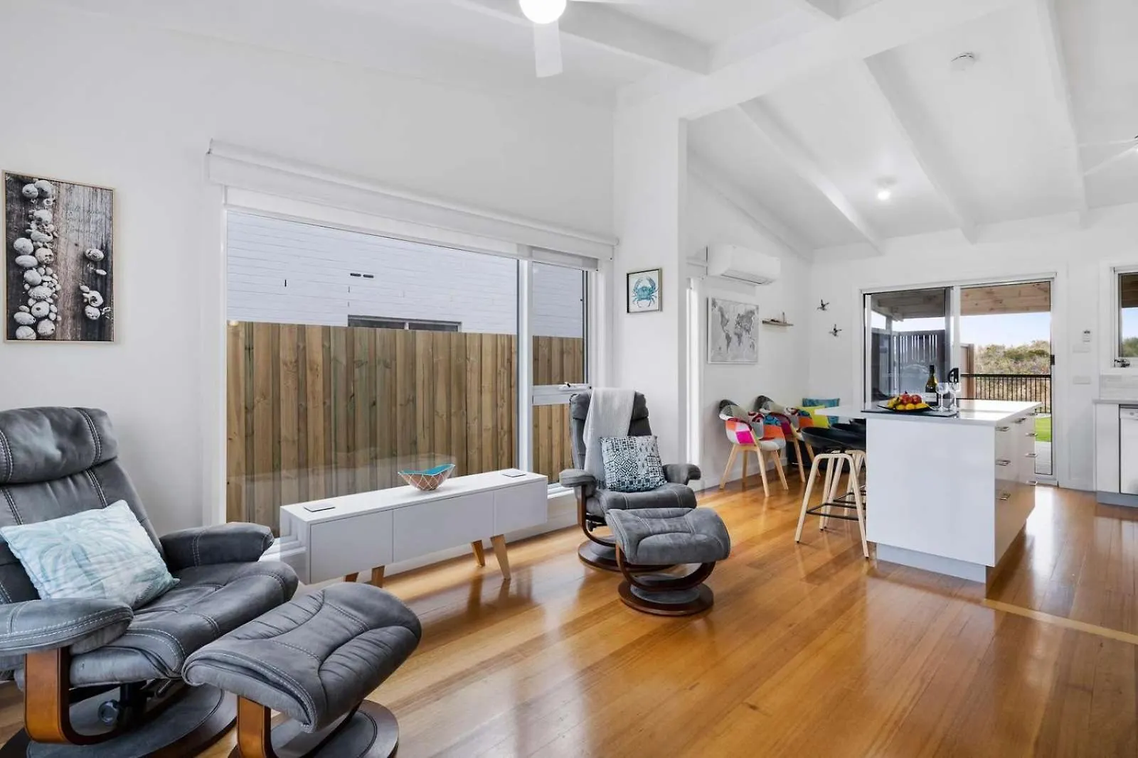 Beachfront Holiday Home Close To Airport Lauderdale 0*,  Australia